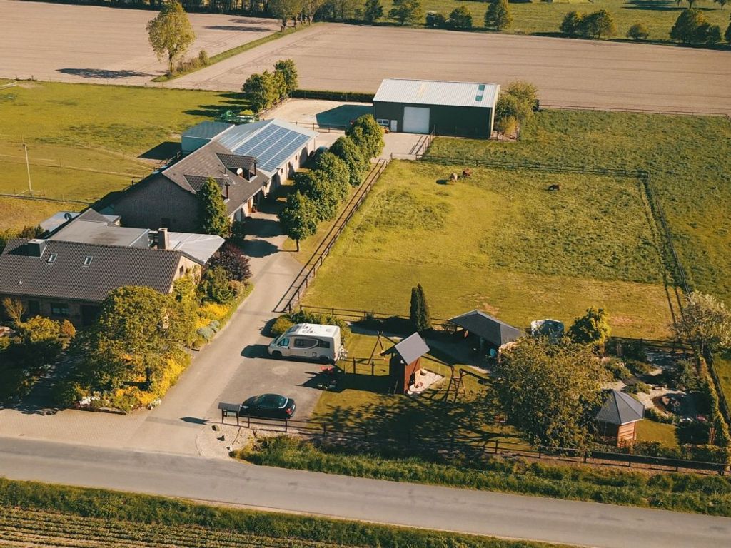 unser Hof von oben gesehen
