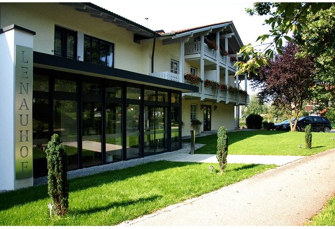 Hotel Lenauhof