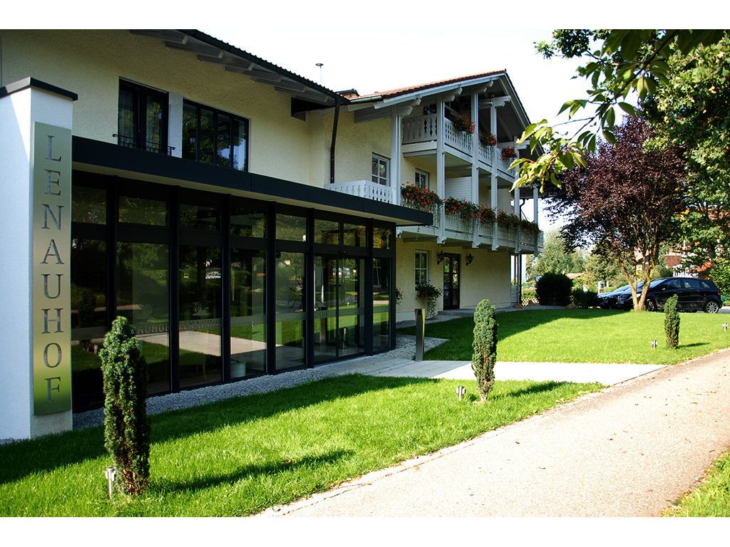 Hotel Lenauhof