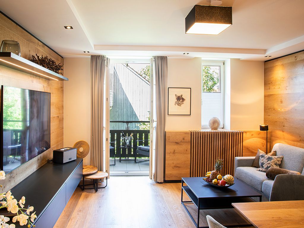 Weber Hofmark Apartments