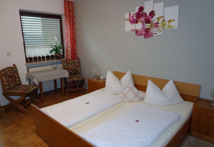 Doppelzimmer / Nr. 3 / 22 qm