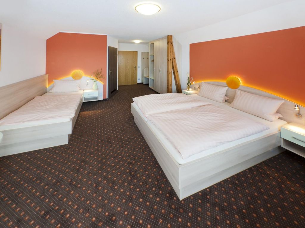 Room 7