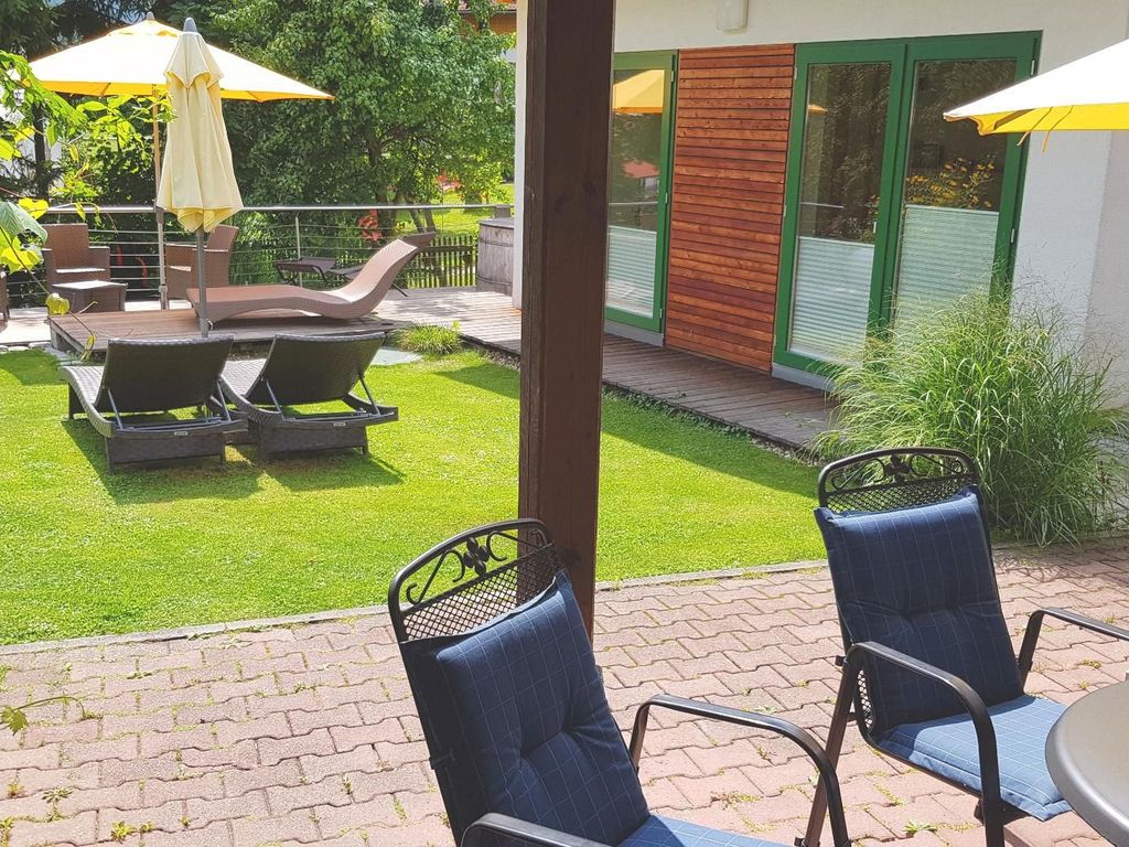 Gänseblüm. Terrasse