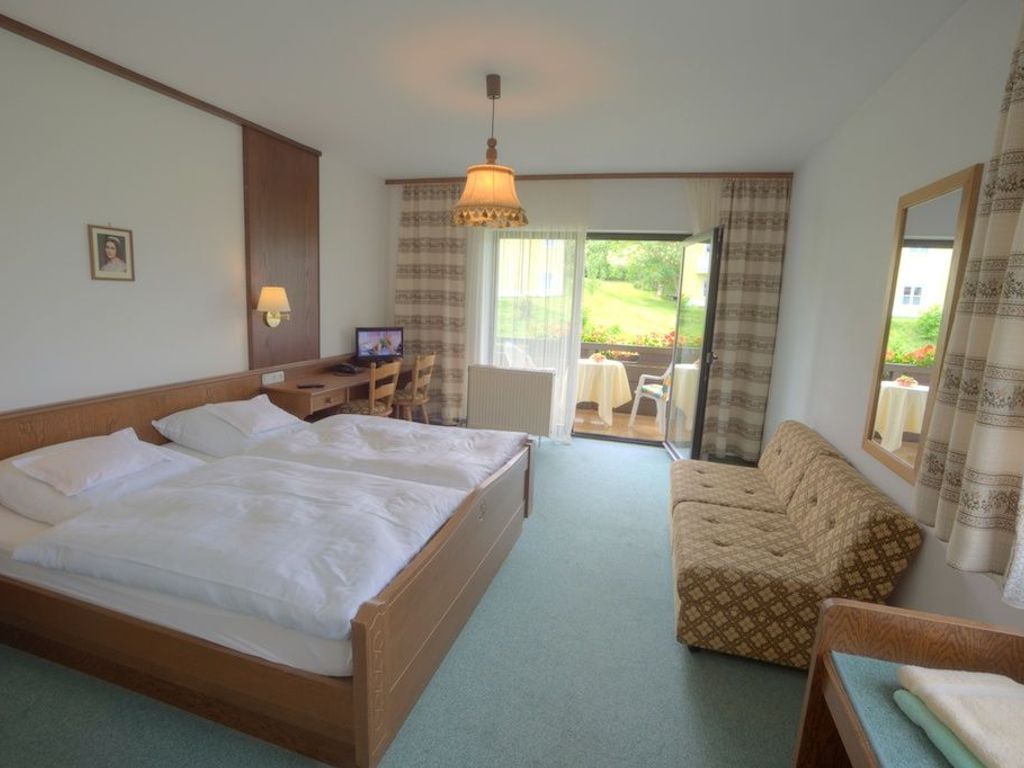 Doppelzimmer II