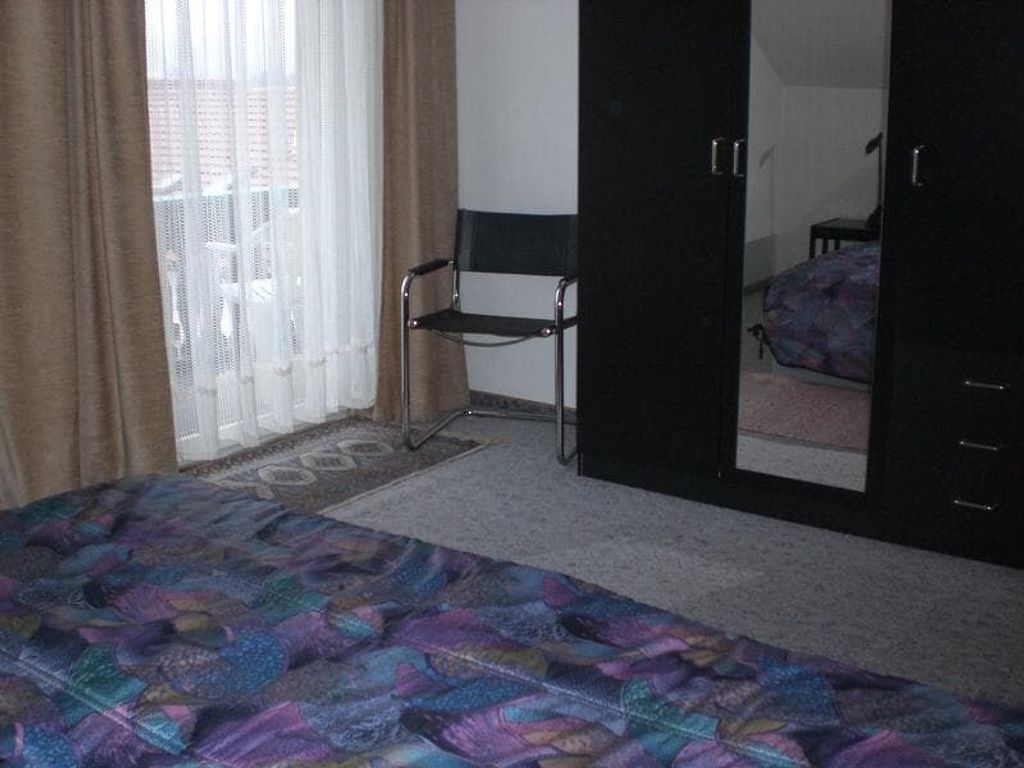 Schlafzi. mit Balkon