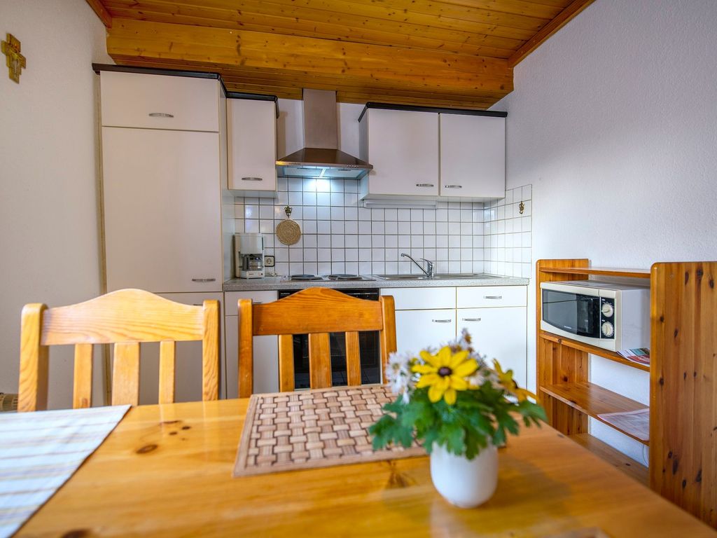 Ferienwohnung - Souterrain - Küchenzeile