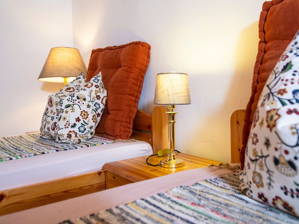 Ferienwohnung - Souterrain - Wohnschlafzimmer