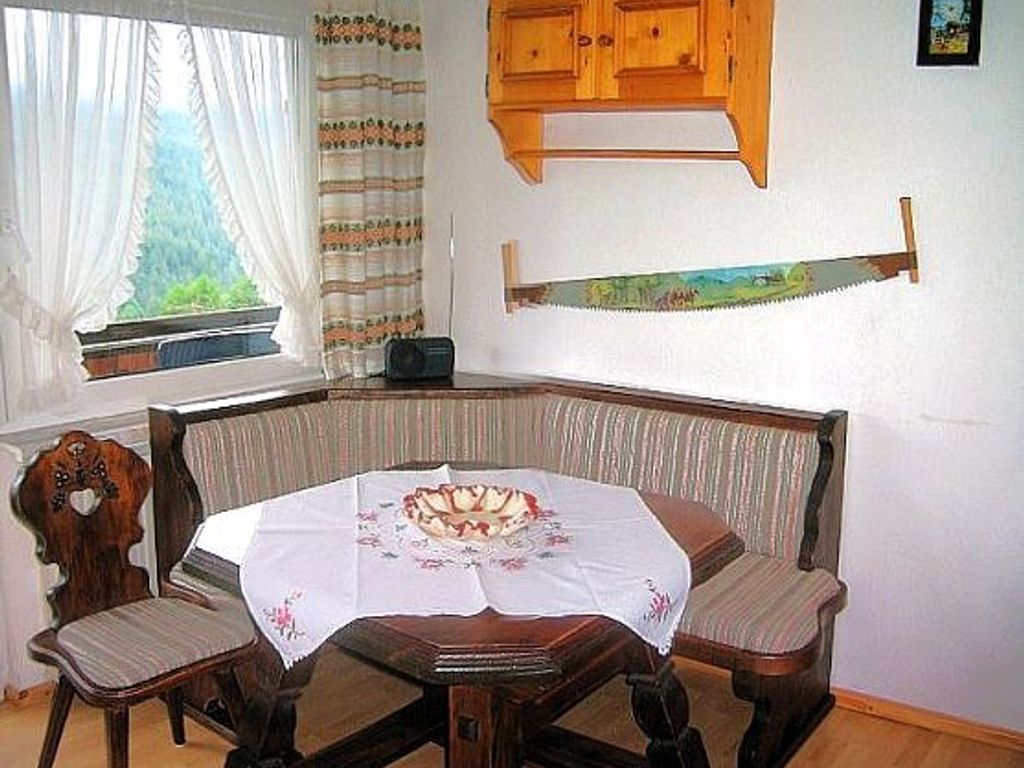 Küche mit Essecke Fe