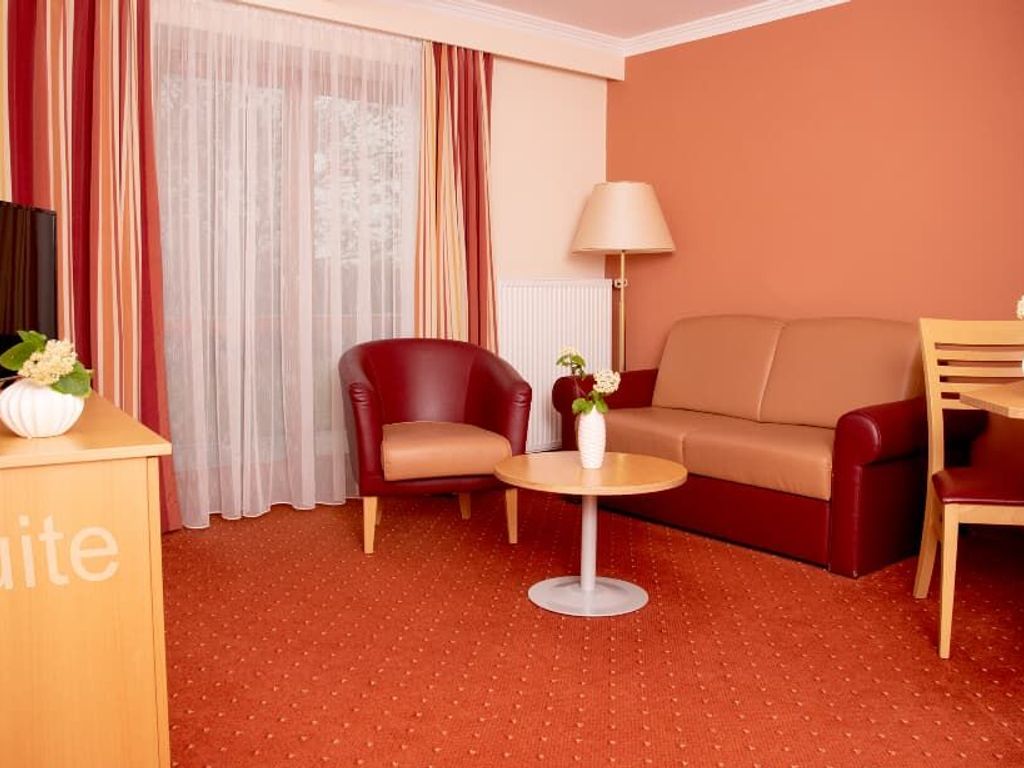 Suite-9491.jpg
