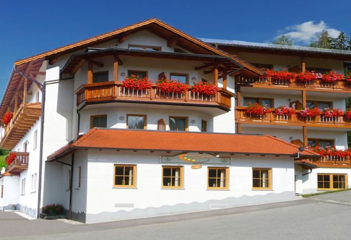 GarniHotel "zur Linde"