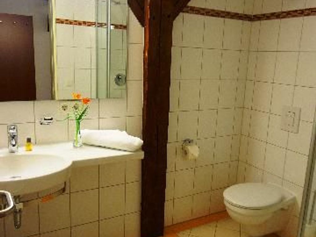 Einzelzimmer Bad