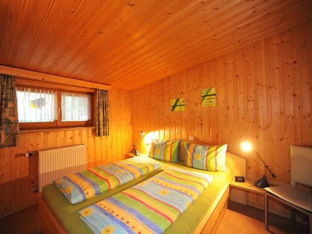Schlafzimmer Rißloch
