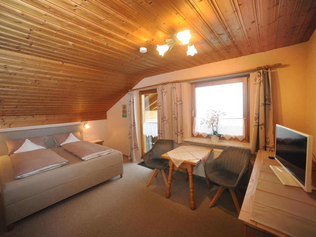 Schlafzimmer 2 FW II