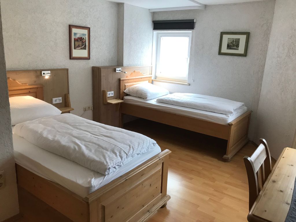 Zweibettzimmer