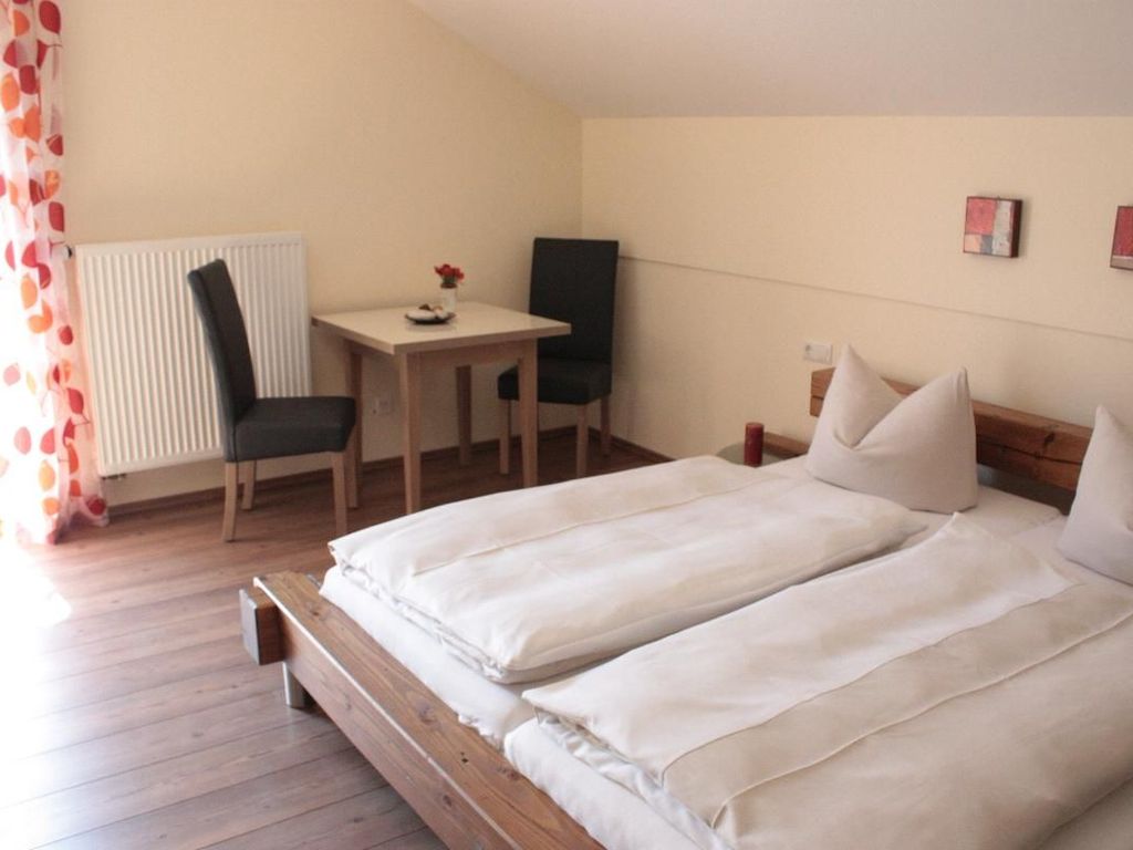 Dreibettzimmer