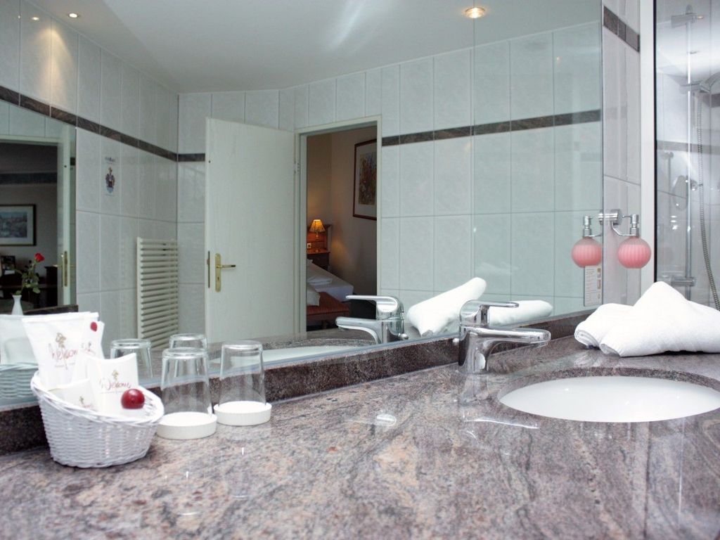 Junior Suite "Brombachsee" - Beispiel Badezimmer