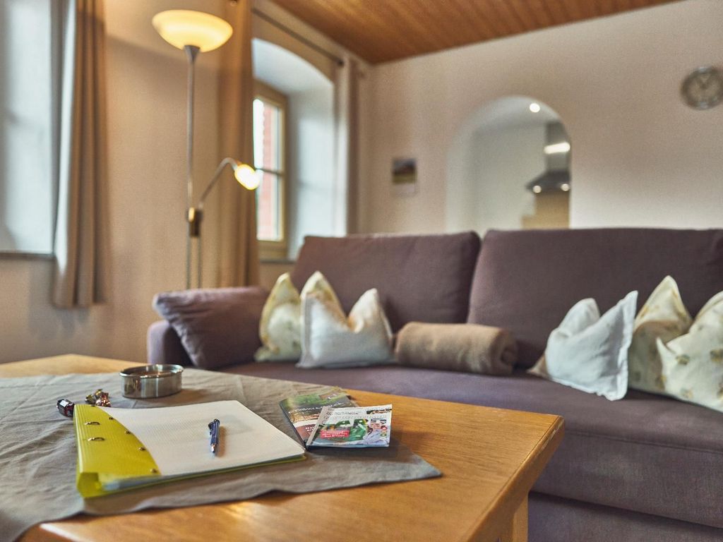 Hammerklause, Sofa