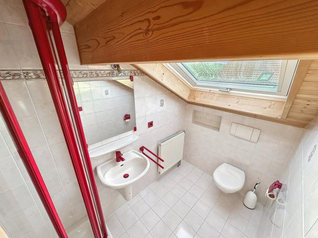 Bad2 WC Dusche