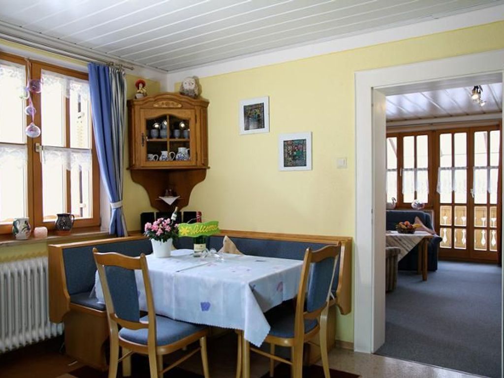 31 Wohnraum