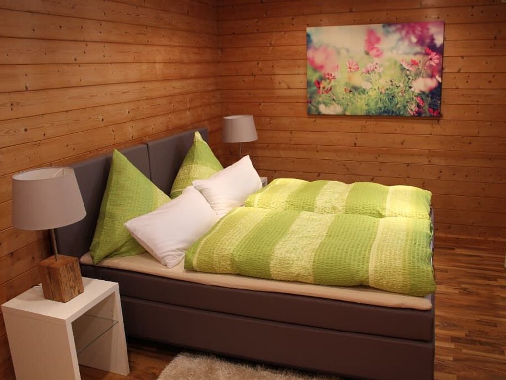 doppelzimmer-holz