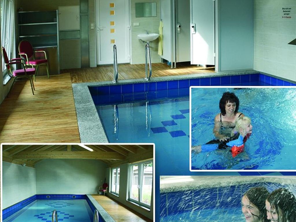 Schwimmbad 2