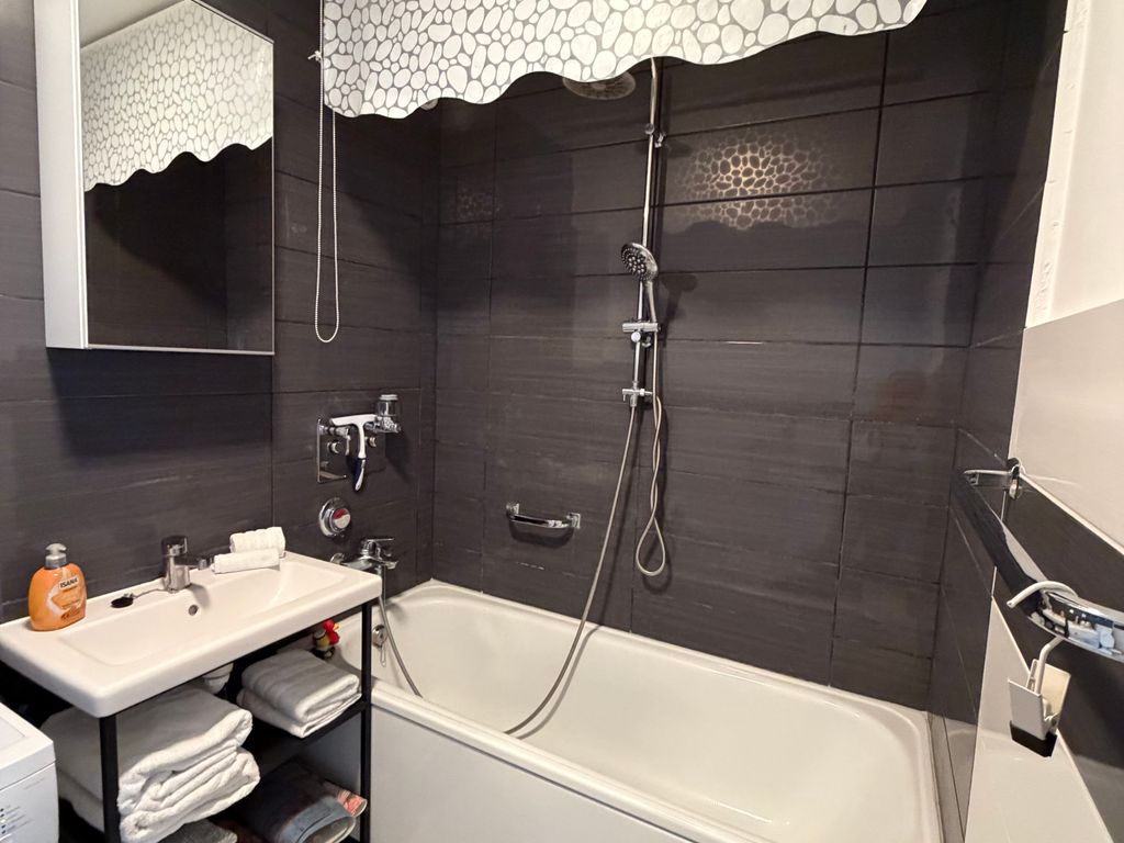 Duschbadewanne