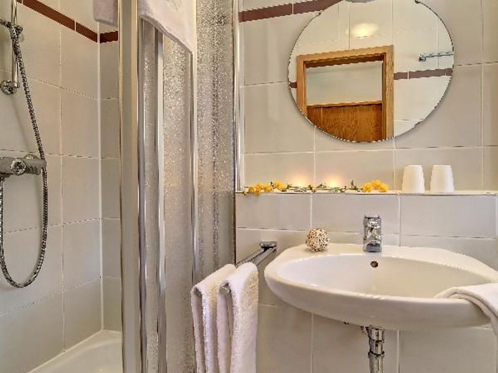 Zimmer:Dusche/WC
