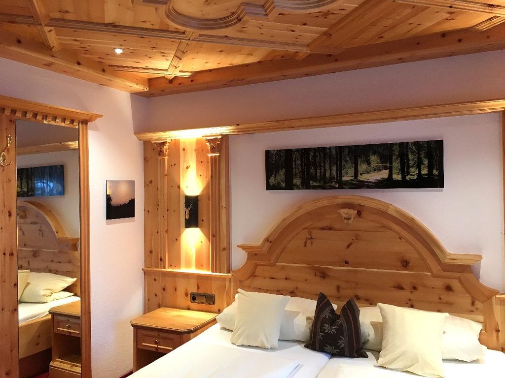 Zirbenzimmer