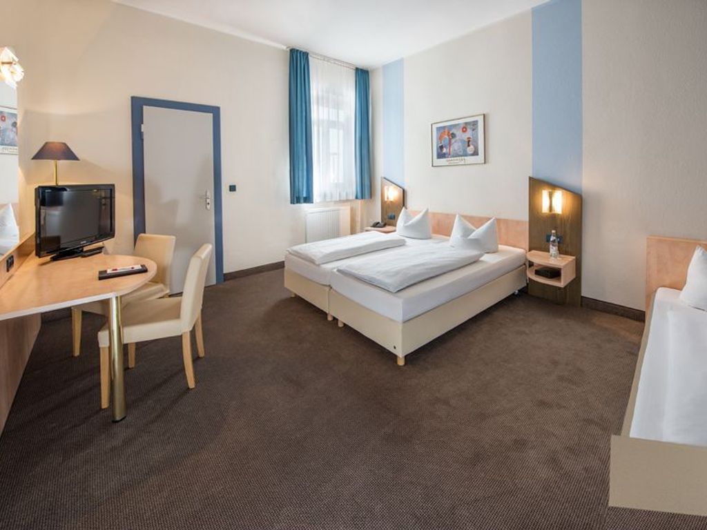 Dreibettzimmer
