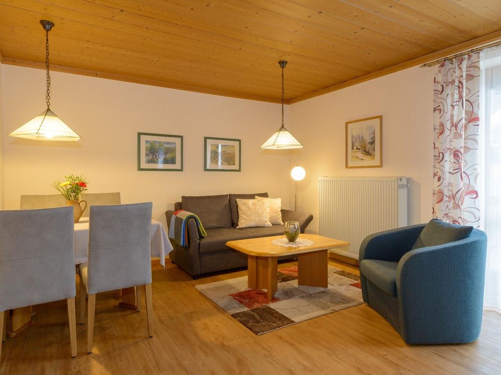 Wohnzimmer 2