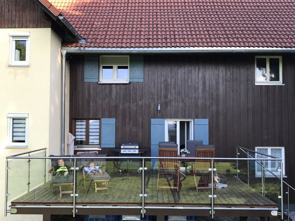 Zur Wohnung gehörende eigene Terrasse