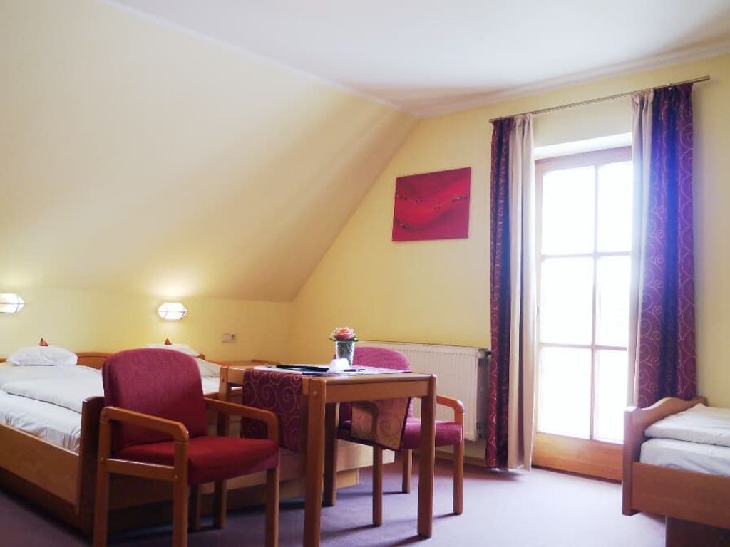 3-Bett-Zimmer