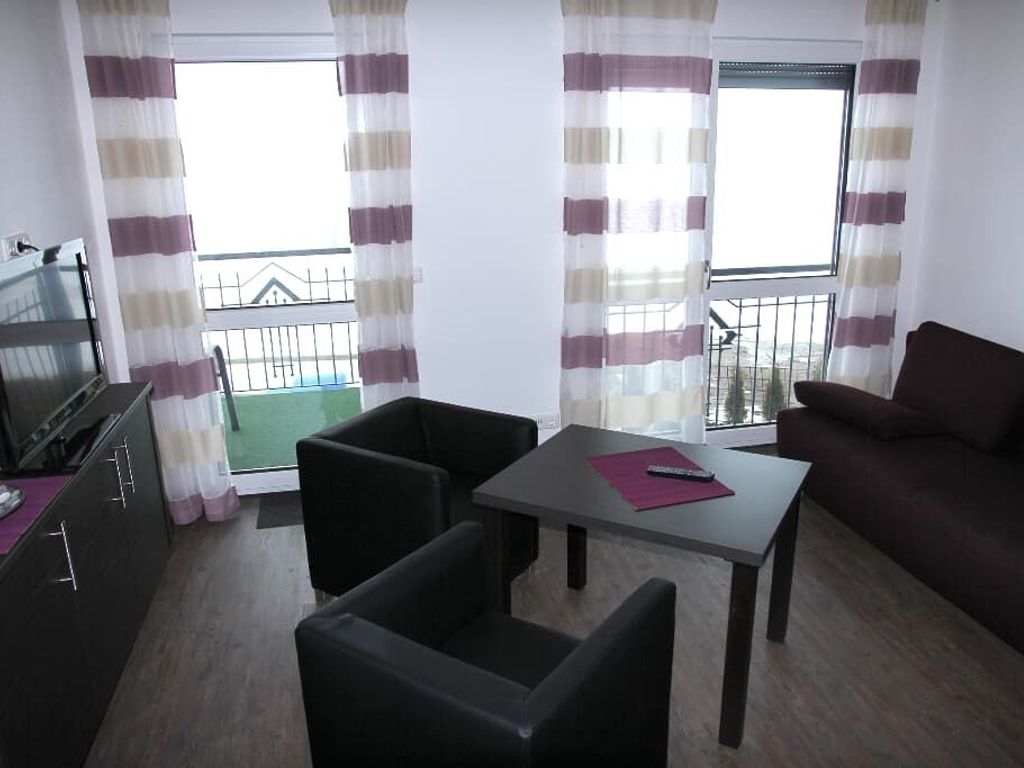 Suite 2