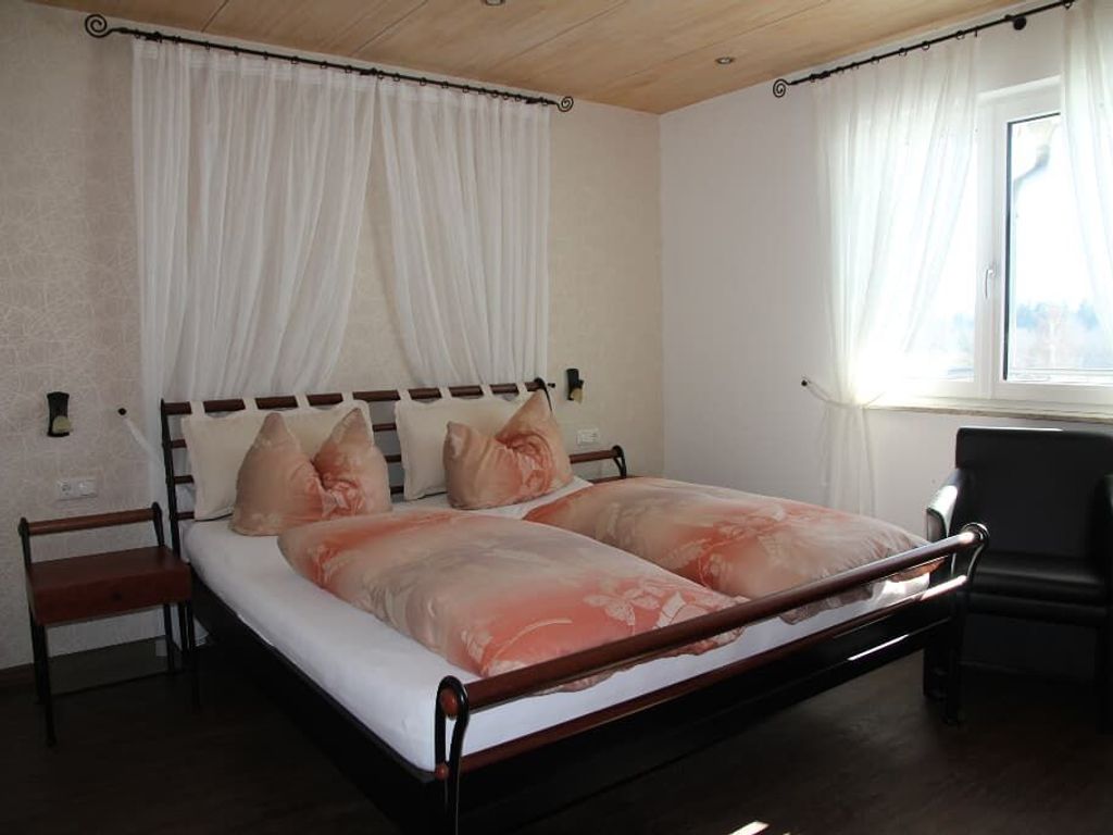 Suite 1