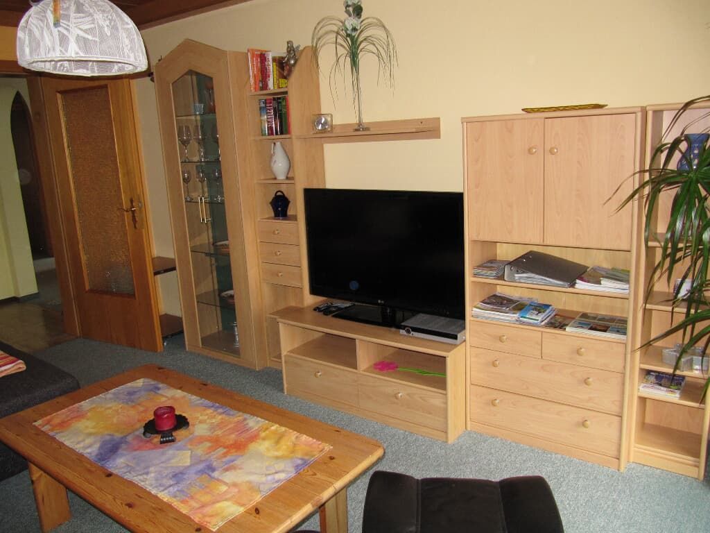 Wohnzimmer mit Couch