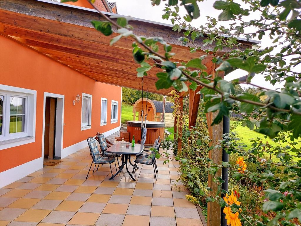 überdachte Terrasse