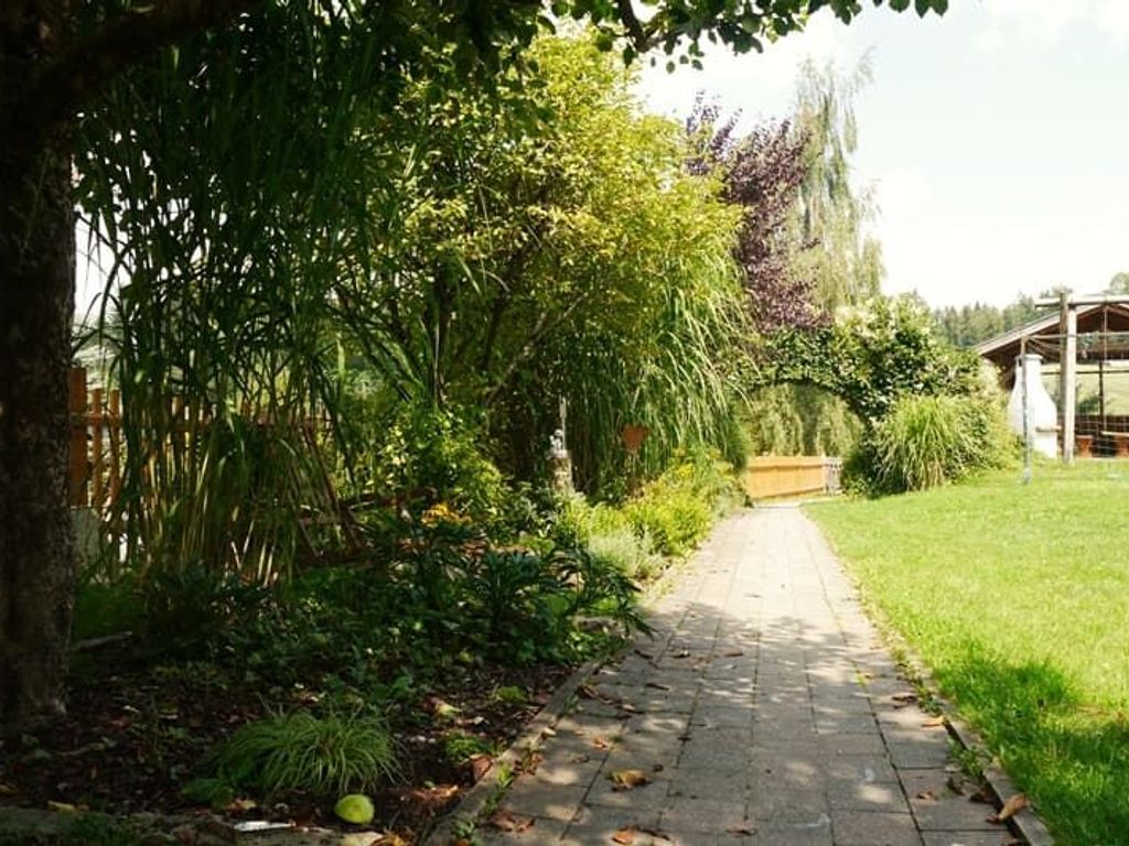 gartenweg.jpg