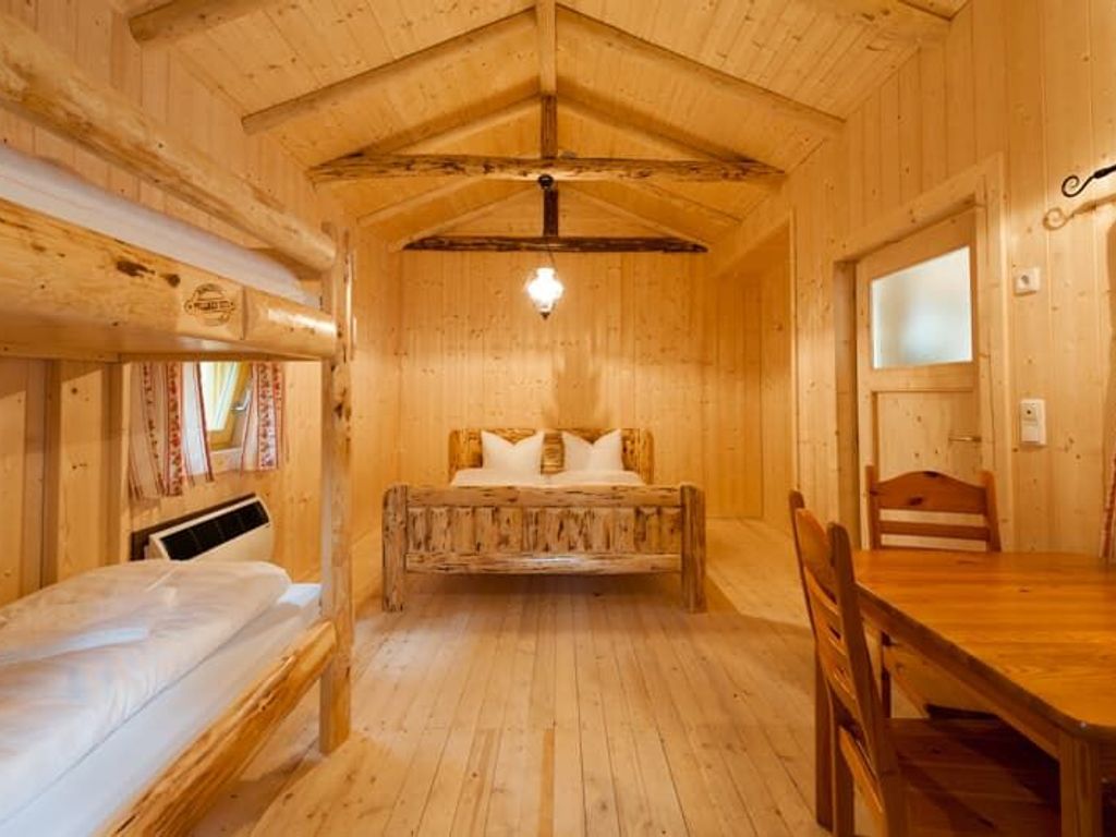 Lodge.jpg