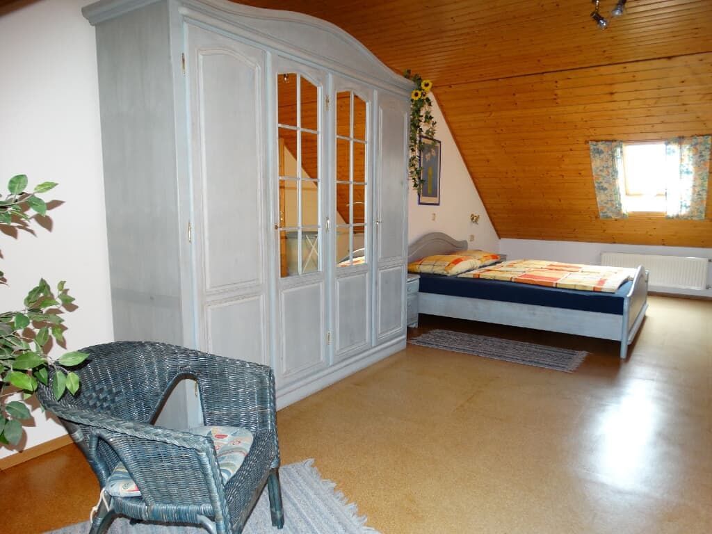 Ferienwohnung Gartenblick - Schlafzimmer