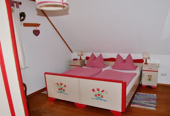 Rote Ferienwohnung 48 qm im 1. Stock