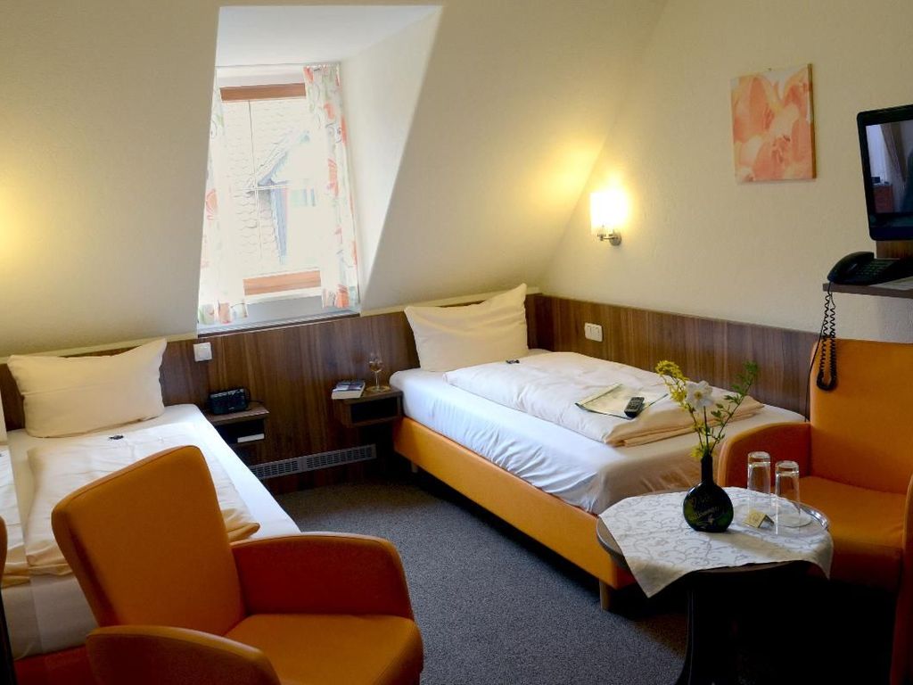 Gasthof Hotel Weinbau "Zum Goldenen Ochsen"