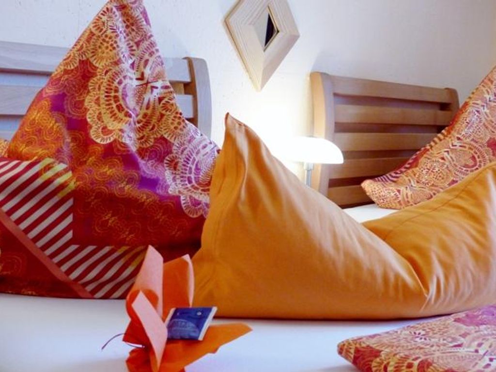 Schlafzimmer 1