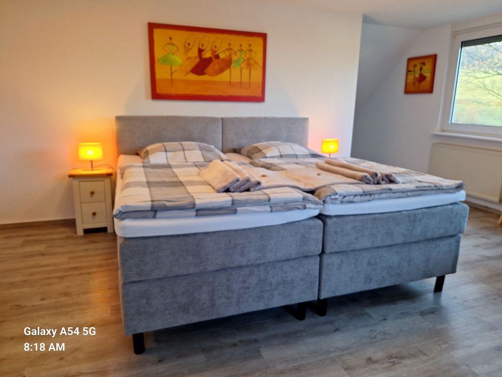 BEDROOM, INSIDE