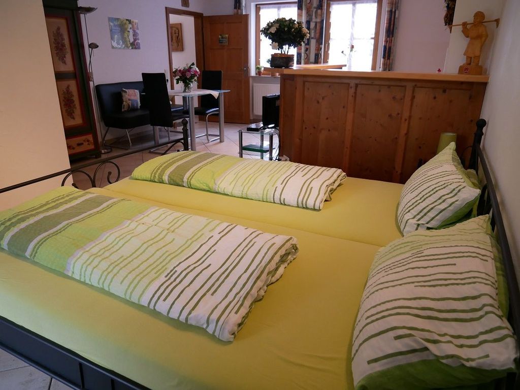 Wohn-Schlafraum Appartement Riesling