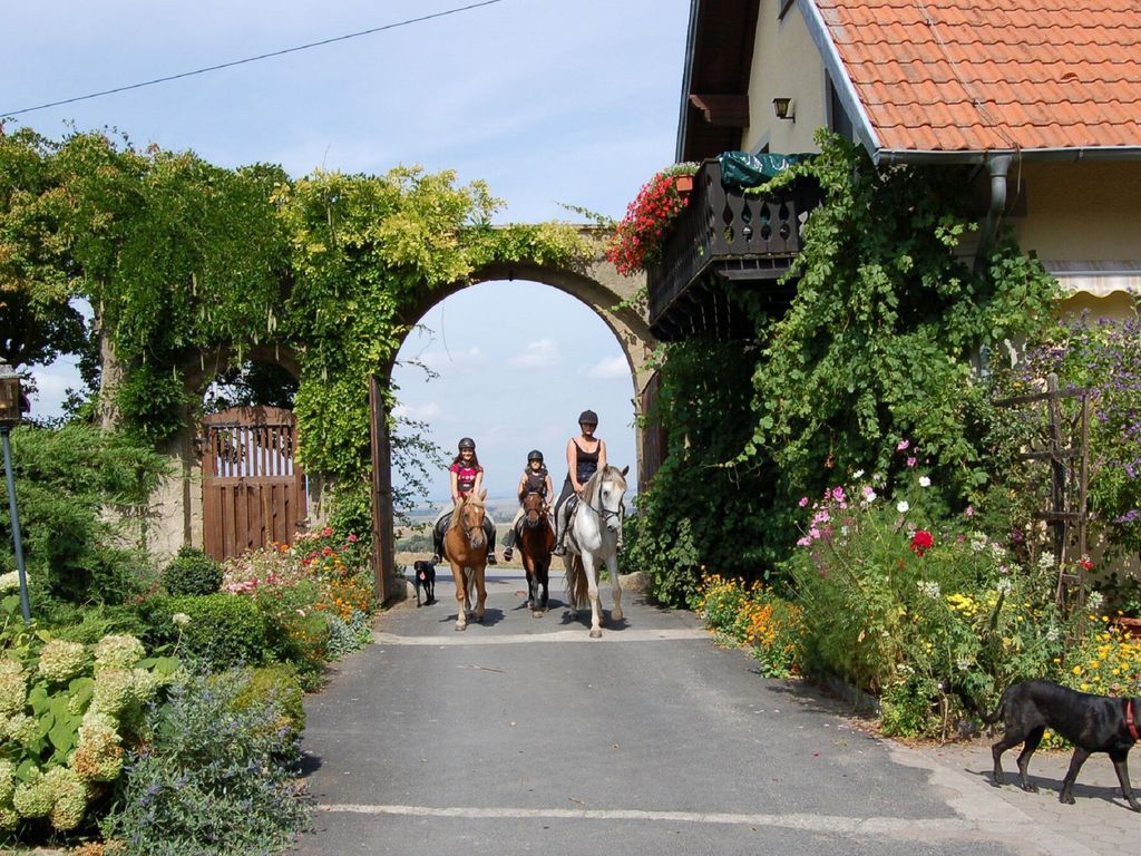 Ferienwohnungen "Lindleshof"