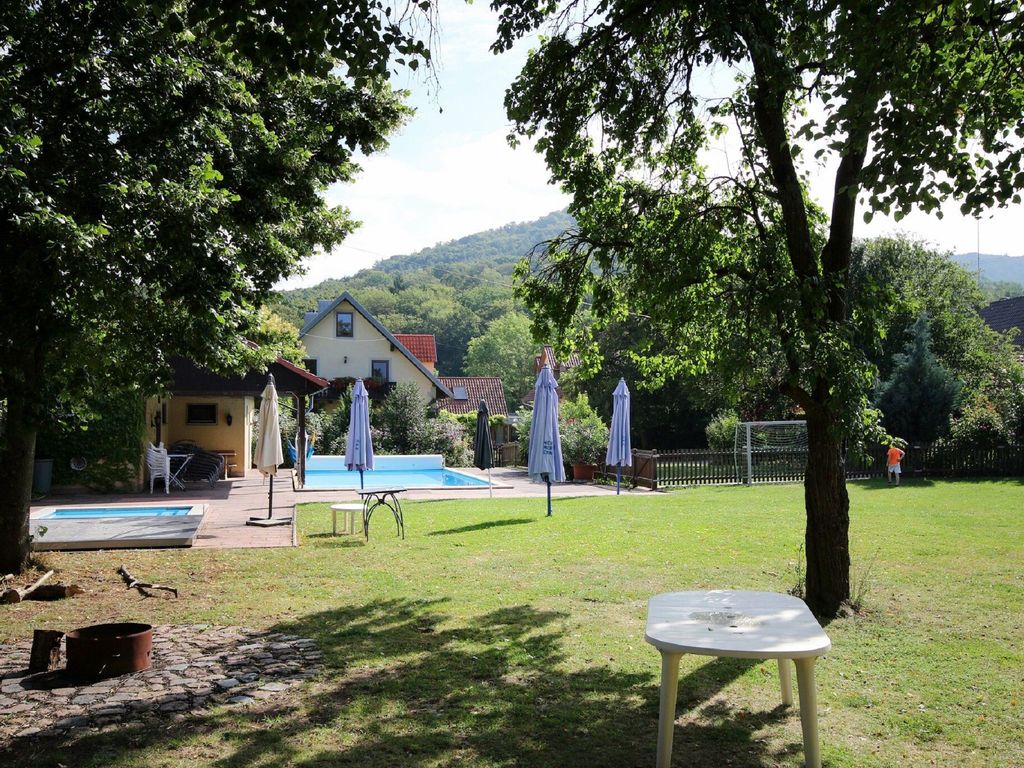 Ferienwohnungen "Lindleshof"