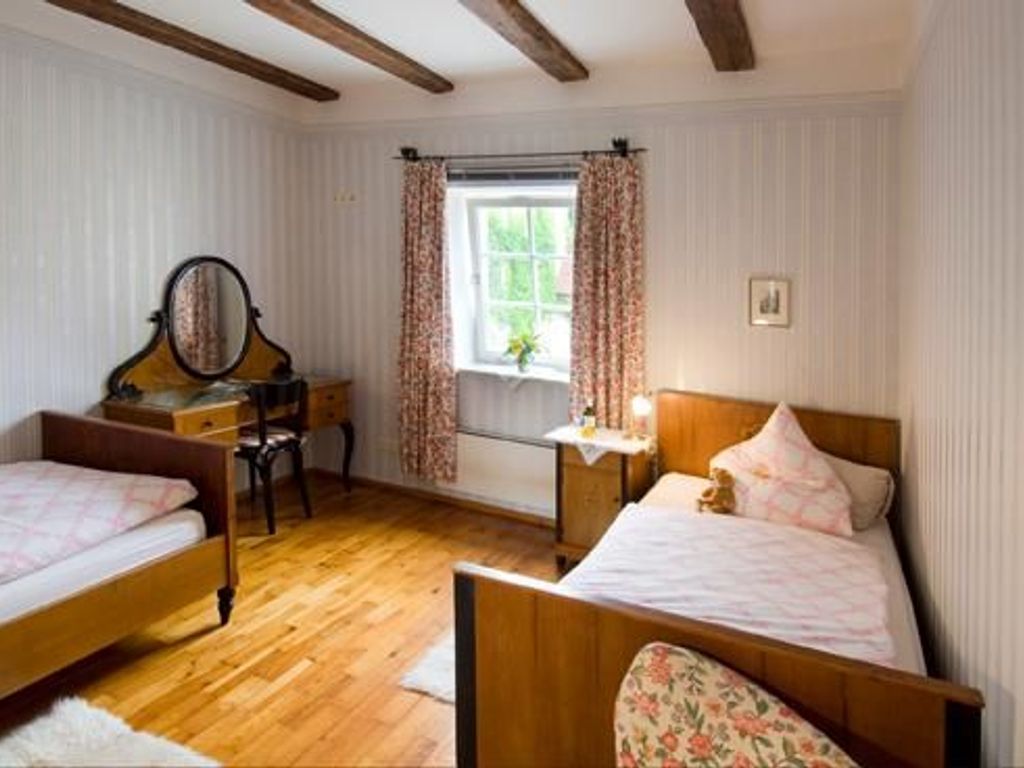 Schlafzimmer 2