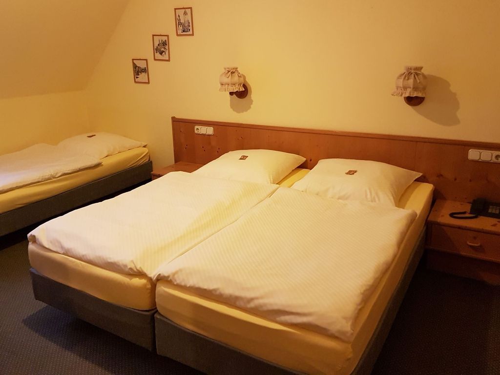 Gasthof-Hotel "Zur Schwane"