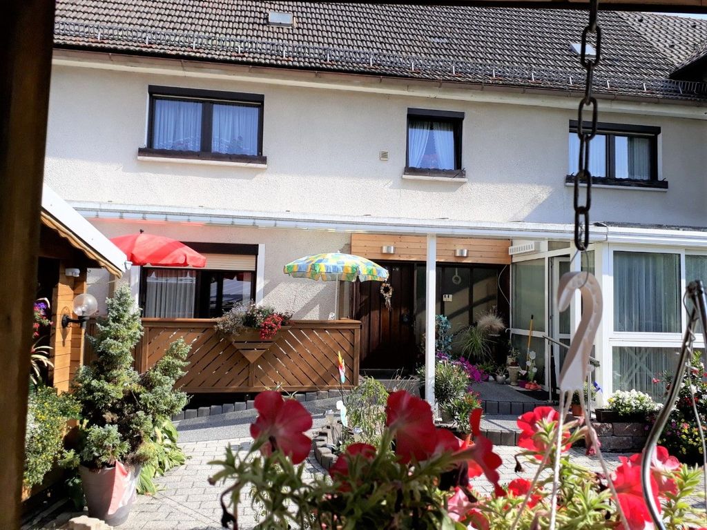 Geräumige Erdgeschosswohnung Eingang