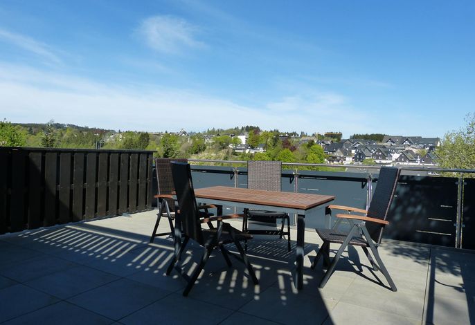 Ferienwohnung Günther mit 2 Schlafzimmern/1 Wohnzimmer und großem Balkon